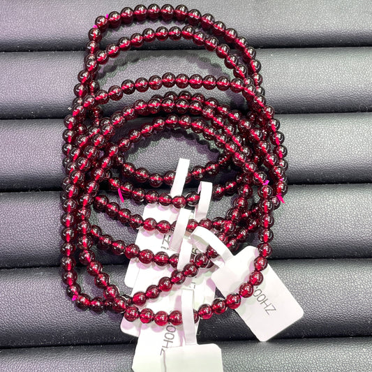 Garnet bracelet 4.5mm