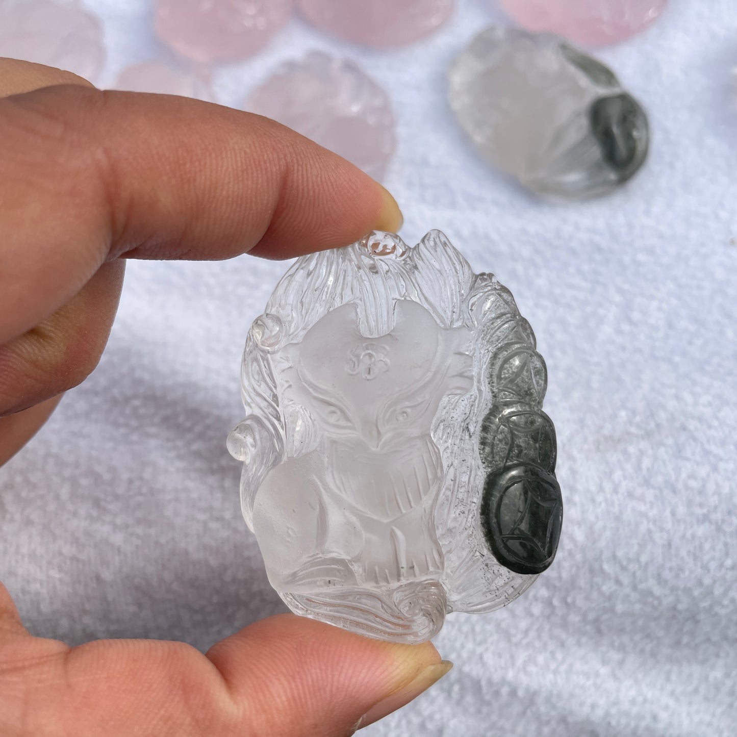 Garden quartz nine tail fox pendant