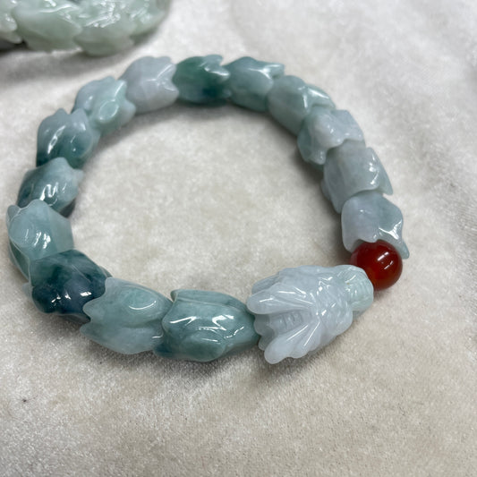 Jadeite bracelet with dragon head