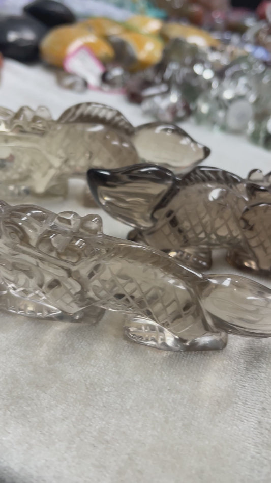 Smoky dragon carvings